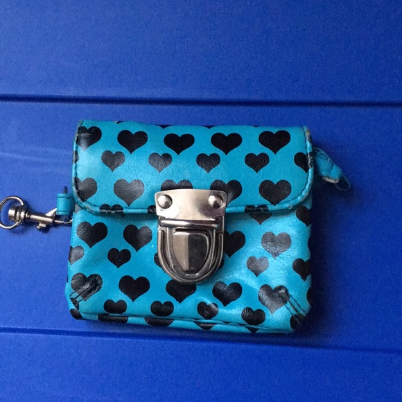 Change pouch - Picture 1 of 3